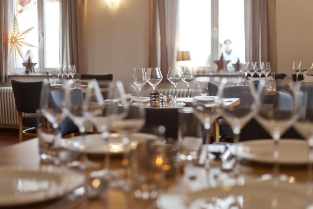 Gasthaus Zum Halbmond Hotel Speyer Bagian luar foto